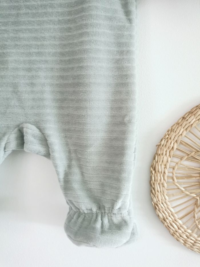 Pyjama velours vert céladon côtelé Kiabi 1 Mois - photo numéro 7