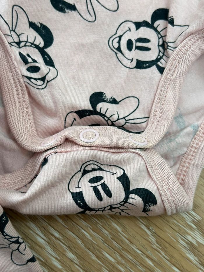 Ensemble Minnie Disney - rose 1/3 mois neuf - legging bodie body - photo numéro 4