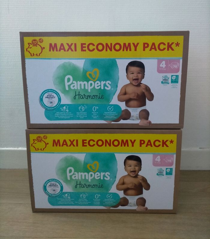 Lot couches Pampers harmonie taille 4