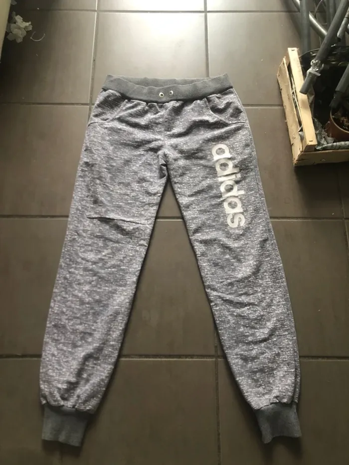 Jogging gris Adidas garçon 👦 - photo numéro 2
