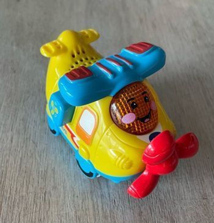 Garage Vtech et 5 voitures - photo numéro 5