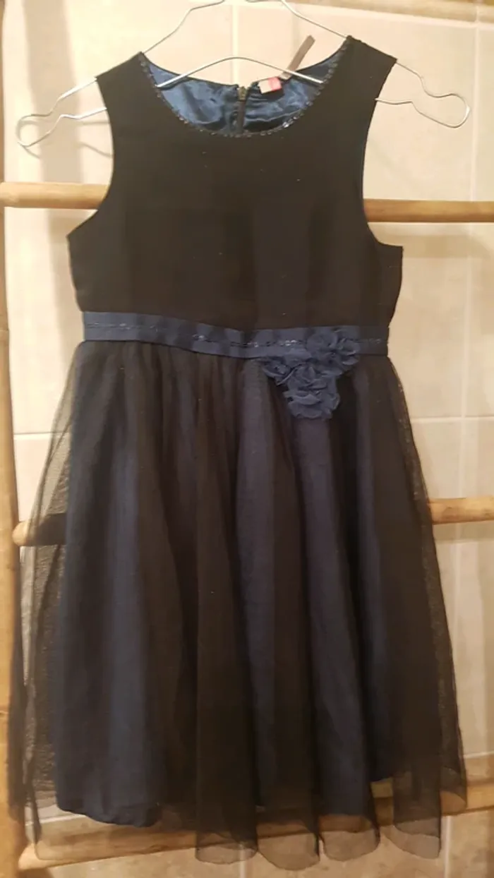 Superbe robe de fêtes filles 5 ans Orchestra