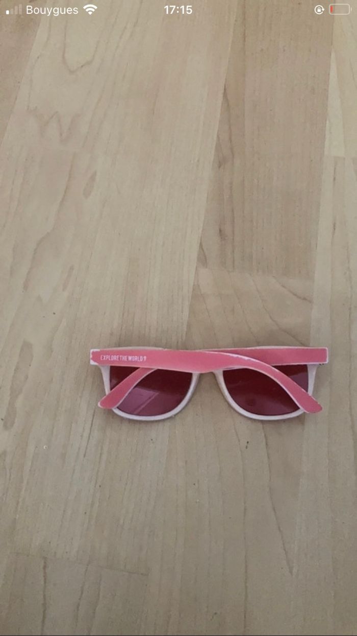 Lunettes de soleil - photo numéro 2