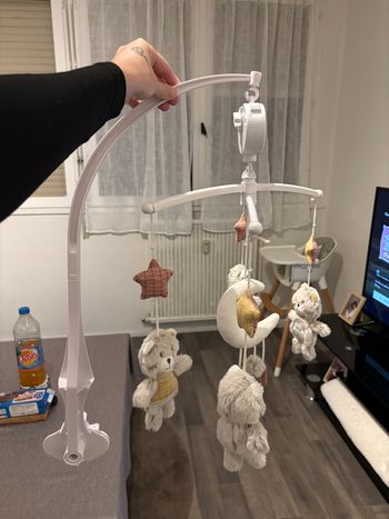 Mobile musical de lit