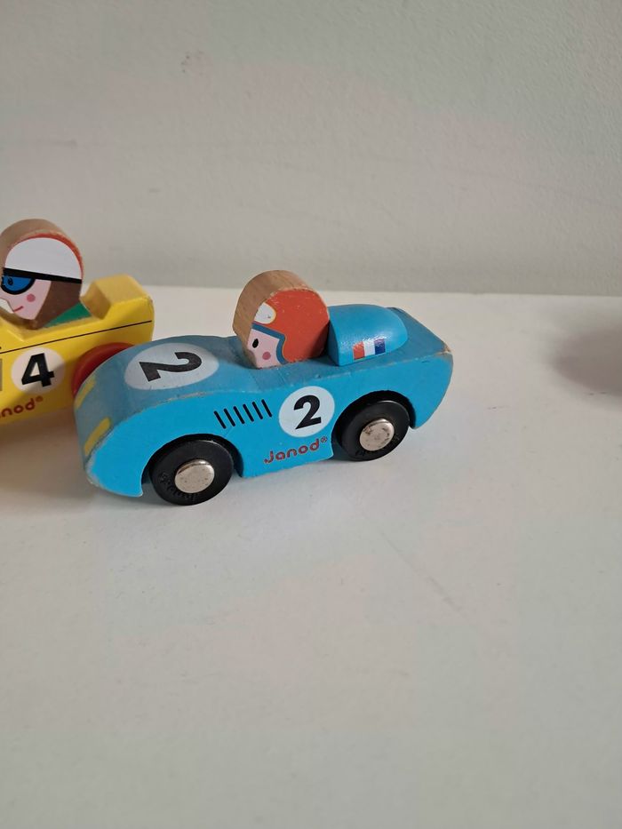 Lot petites voitures bois Janod - photo numéro 3