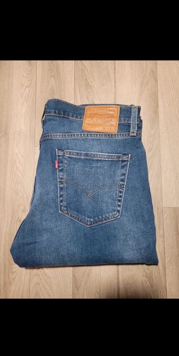 Jean levi's 511 performance slim - w34 L32 - bleu - très bon état