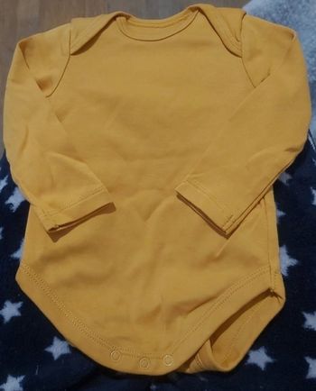 Body taille 3mois 62cm c&a