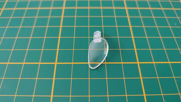 Phare avant gauche pièce détachée miniature jaguar type E 1961 1/18 burago #B38