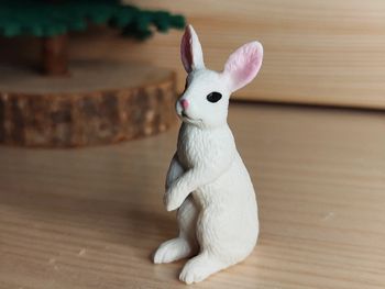 Figurine lapin polaire Animal de la forêt