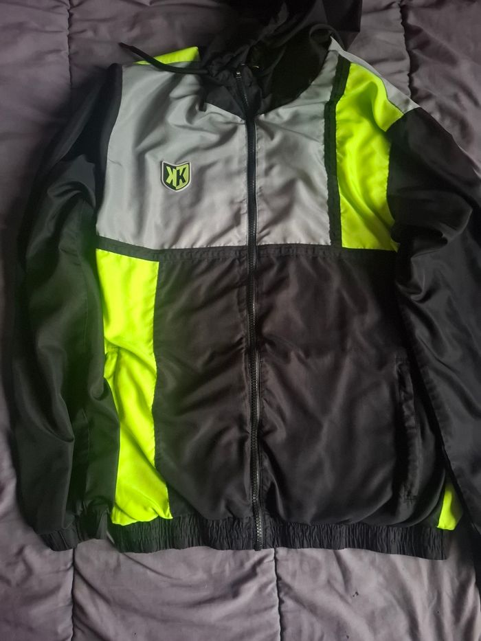 Survêtement lacoste - photo numéro 2