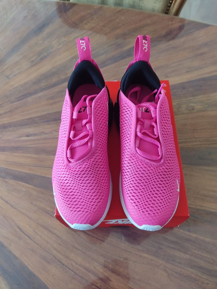 Baskets Nike air max 270 T 32 - photo numéro 3