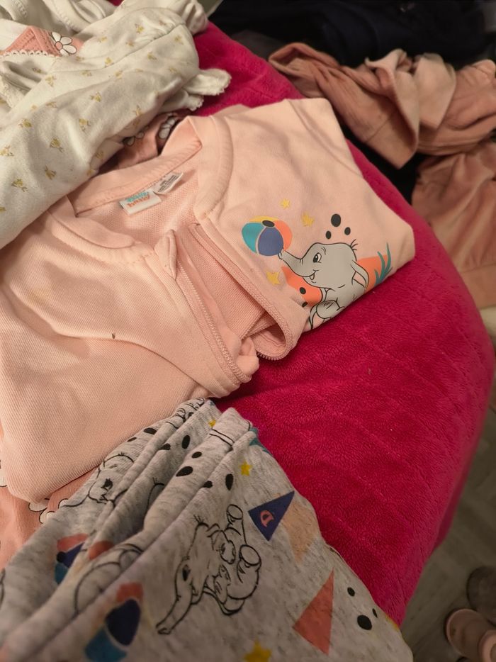 Lot de vêtements fille9 A12 mois - photo numéro 5