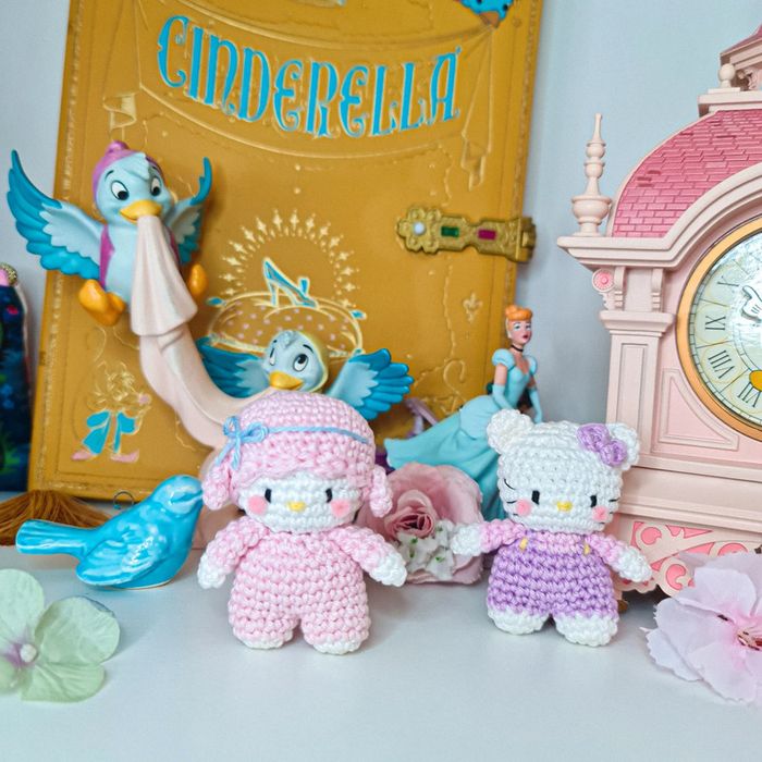 Peluche crochet Hello kitty et my sweet piano amigurumi