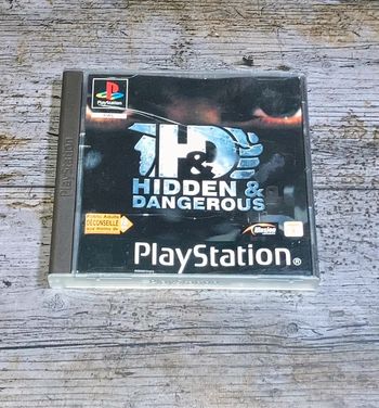 Hidden and Dangerous jeu PS1 Complet Sony