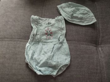 Barboteuse + chapeau 1 mois gemo