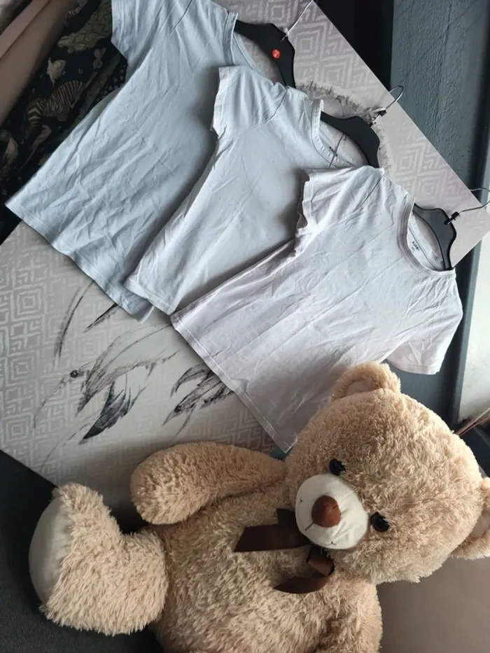 Lot 3 t shirt blanc 8ans