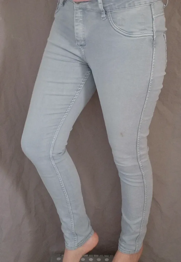 Jean zac&zoe Réversible bleu/fleurie taille 38 - photo numéro 5
