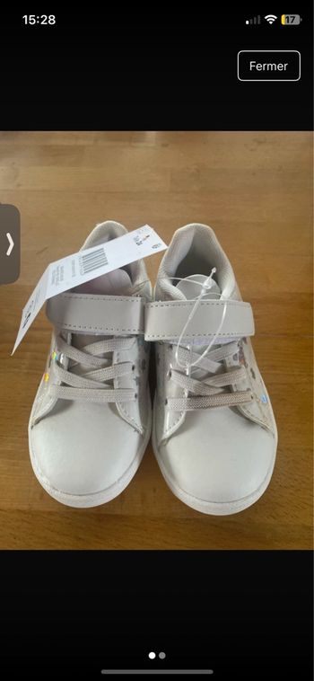 Baskets neuves fille 24 