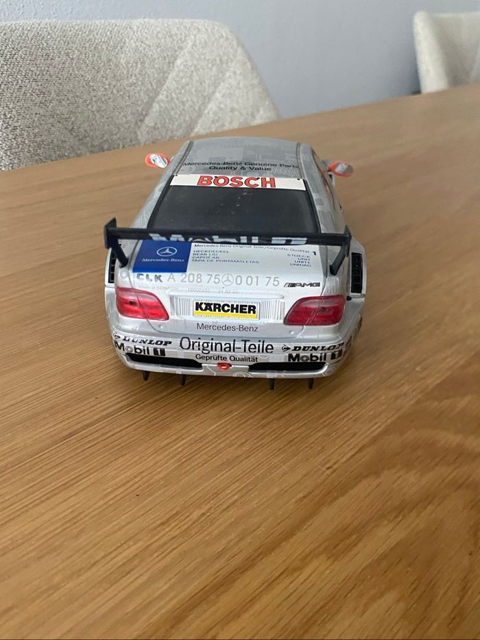 Mercedes Benz CLK DTM 1/18 année 2000 - photo numéro 5