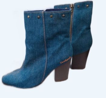 Botts / Bottines DESIGUAL P39