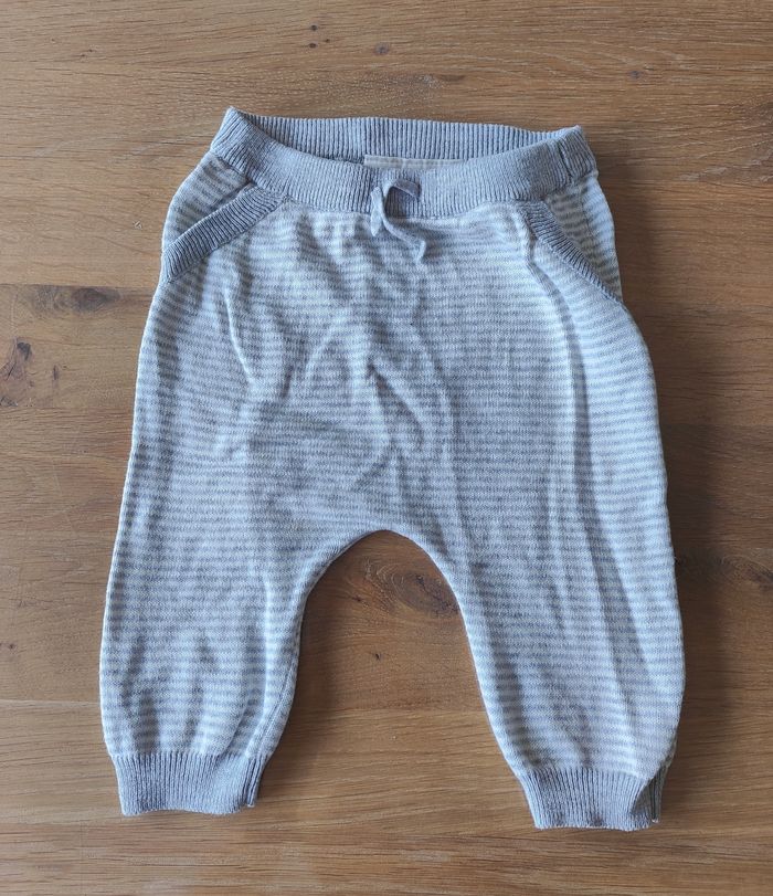 Pantalon gris bébé taille 1-2mois H&M