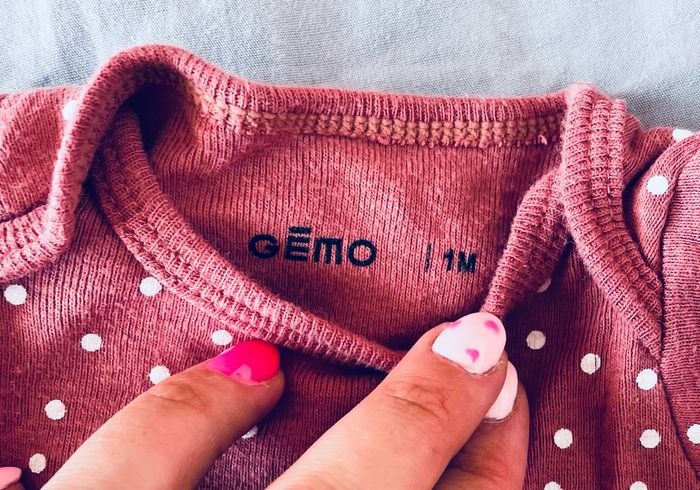 lot de 5 body manche courte « Gemo » taille 1 mois. - photo numéro 3