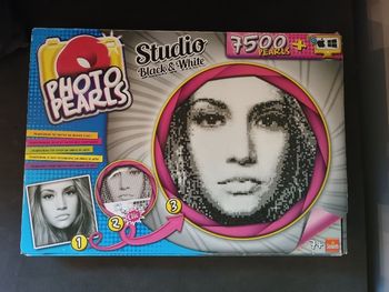 📸 Photo Pearls Studio Black & White (Goliath)