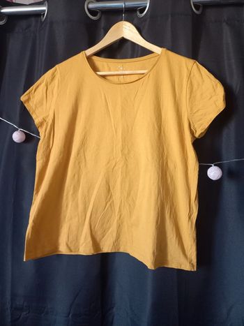 Tee-shirt moutarde