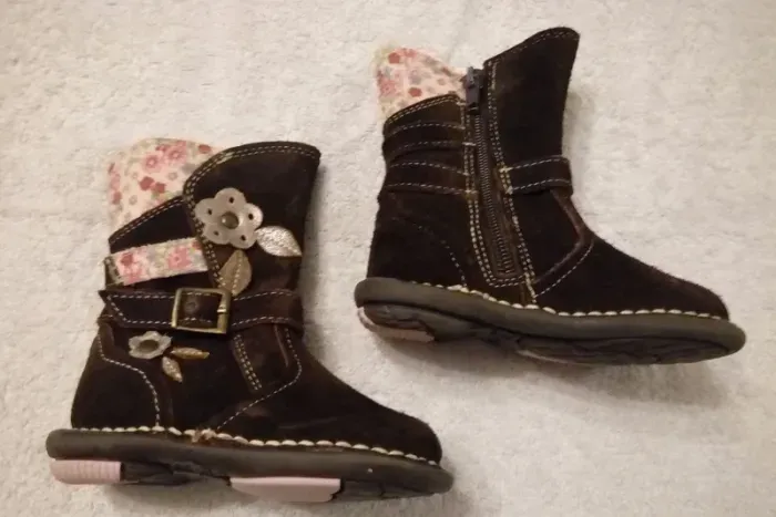 Bottes taille 20 (réf perso 10)(familleac72) - photo numéro 3