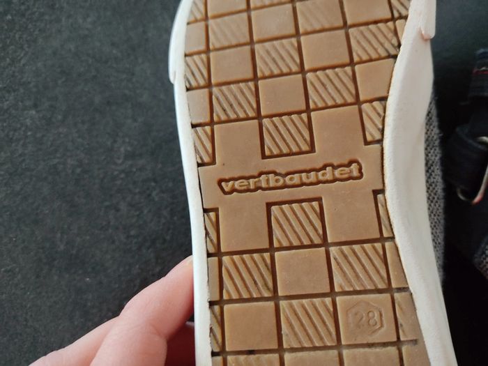 Chaussures pointure 28 - photo numéro 6