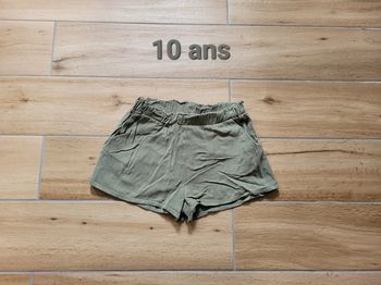 Short 10 ans