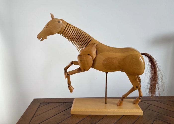 Mannequin Cheval de dessin en bois complètement articulé - bon état
