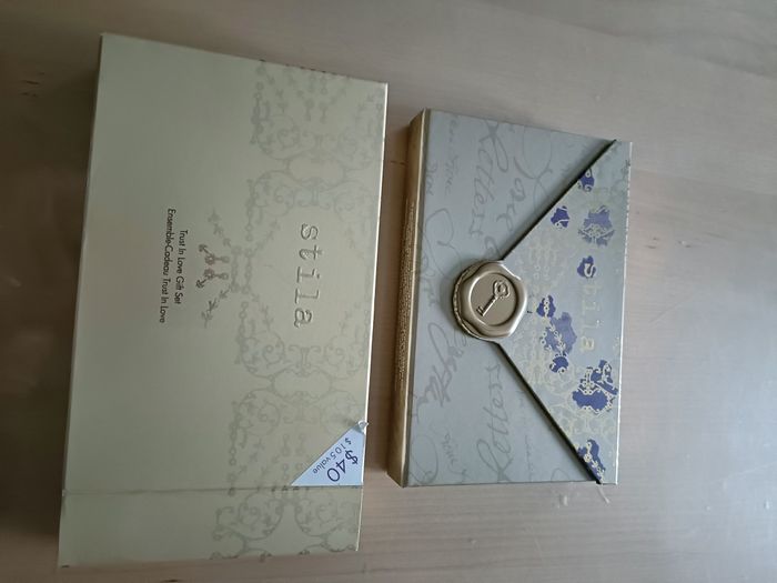 BLUSH BENEFIT + PALETTE  STILA NEUFS - photo numéro 3