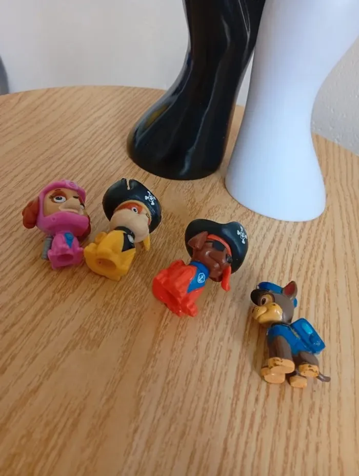 Lot figurines paw patrowl chase Ruben rocky.. - photo numéro 3
