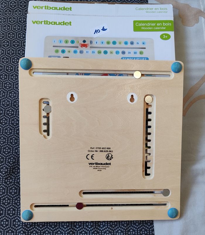 Calendrier en bois - photo numéro 3