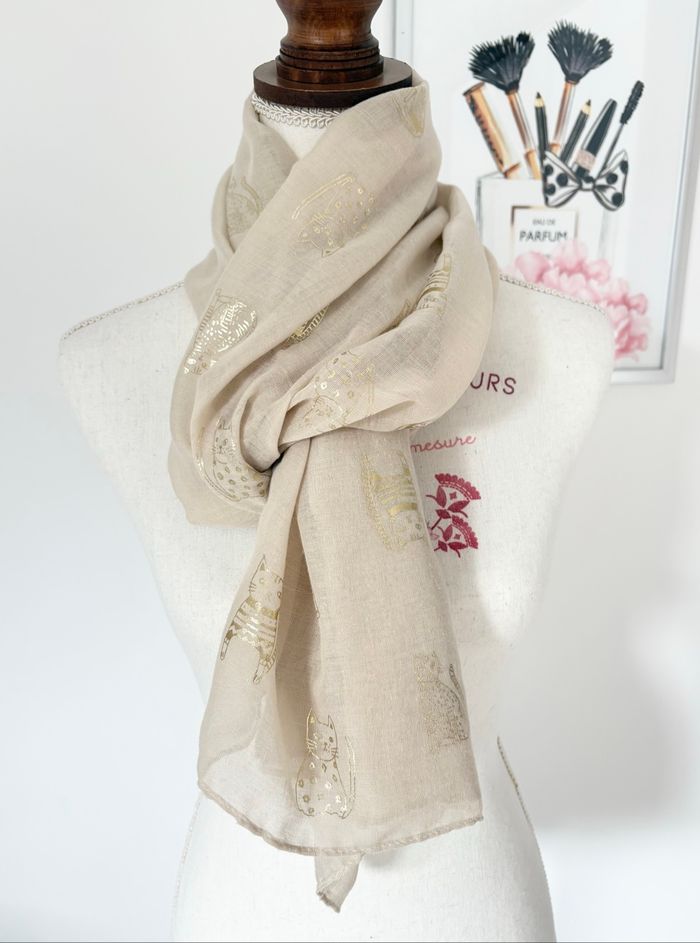 Foulard chat