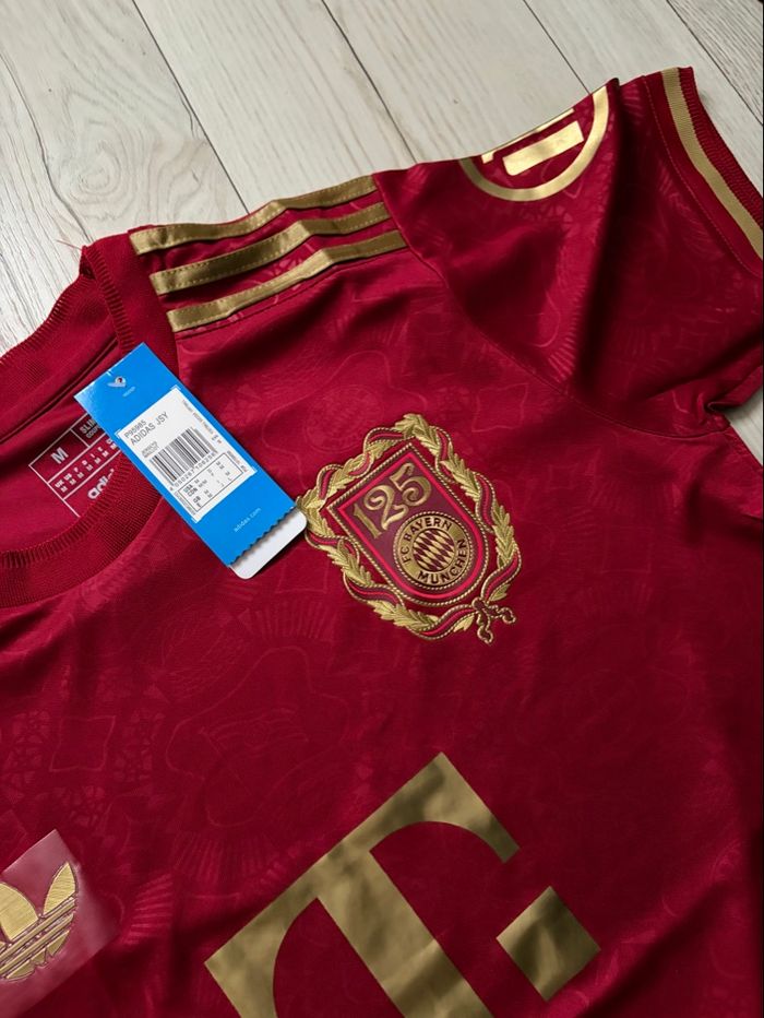 Maillot Bayern 125 ans taille M - photo numéro 5