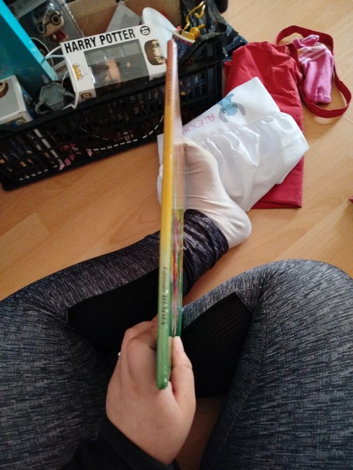 Ancien livre des fables de Lafontaine - photo numéro 2