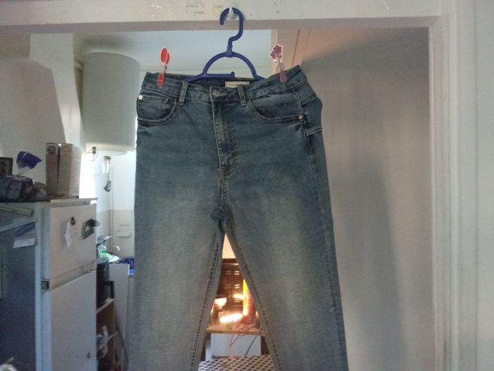Jean de femme . marque Pimkie taille 40 - photo numéro 2