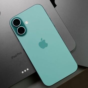 iPhone 16 plus