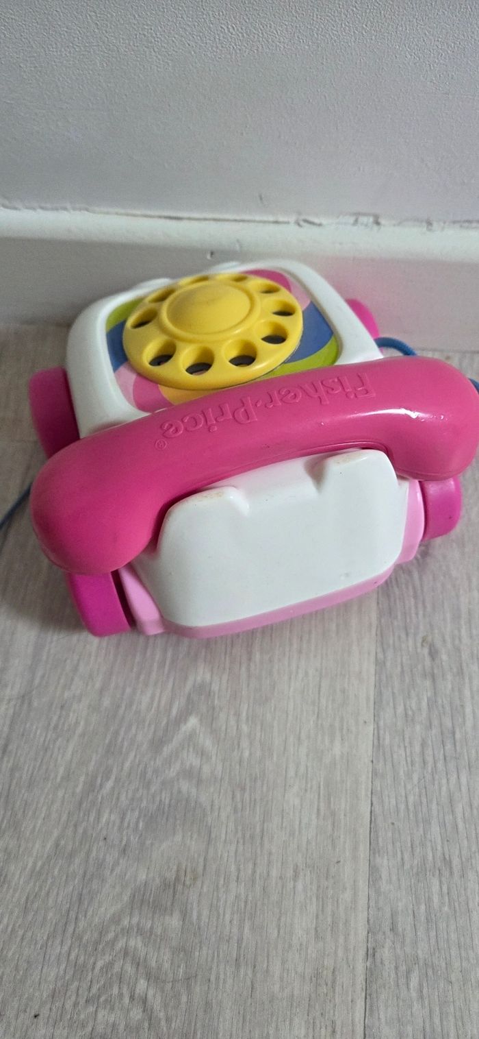 Téléphone rose fisher price - photo numéro 2