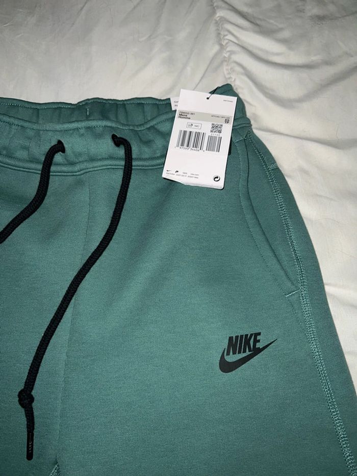 Jogging Nike Tech taille XS - photo numéro 6