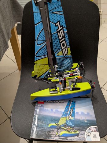 Lego technic le catamaran
