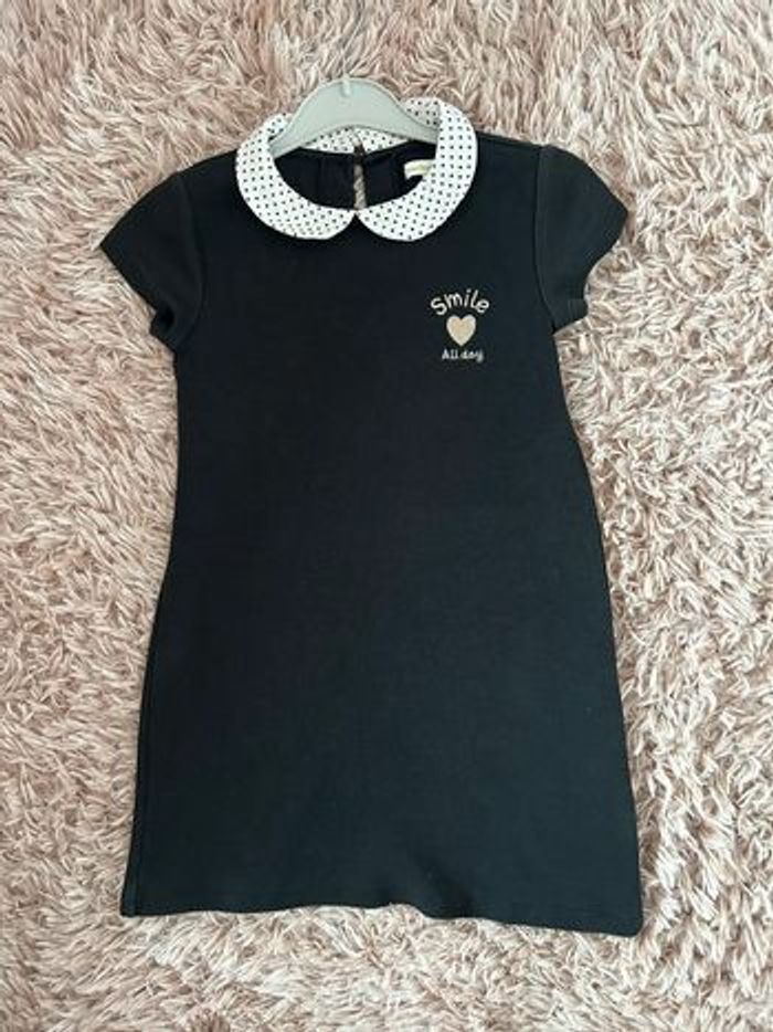 Robe noir à col blanc verbaudet taille 5 ans