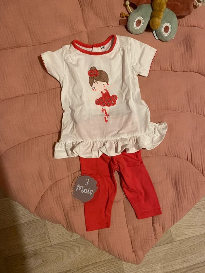 Ensemble tee shirt legging petite ballerine