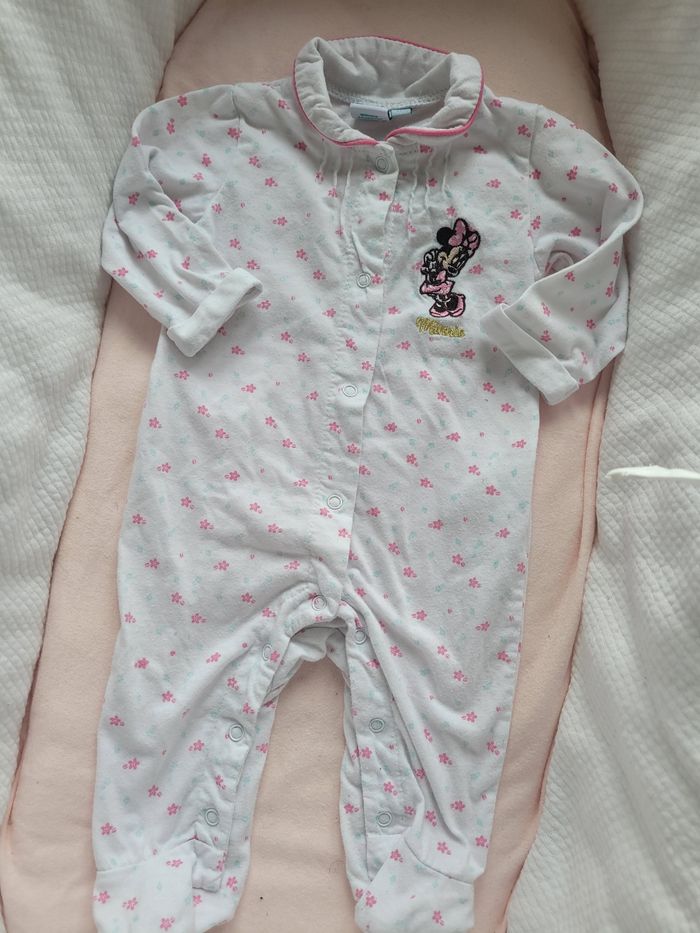 Pyjama 3 mois - photo numéro 2
