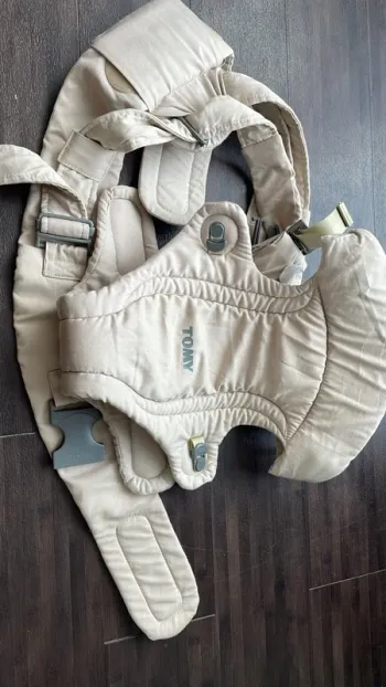 Porte-bébé TOMY ergonomique et confortable – Couleur beige