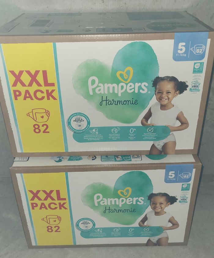 Lot de 164 couches Pampers Harmonie taille 5 neufs