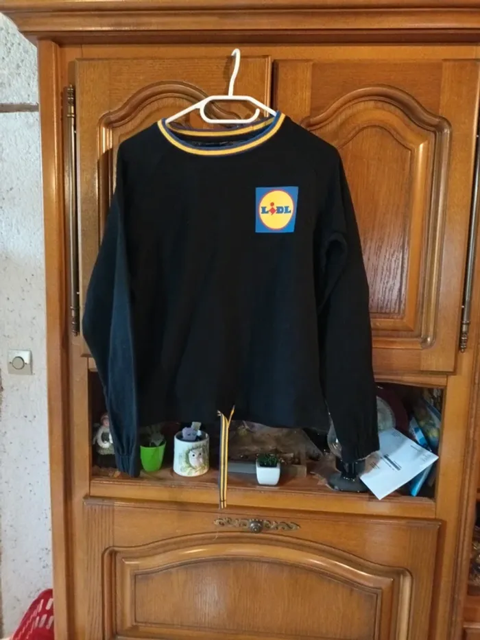 Sweat lidl taille 38 40