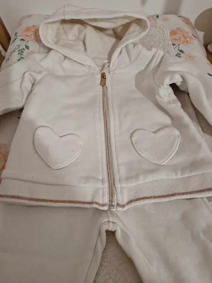 Jogging veste + pantalon - photo numéro 2